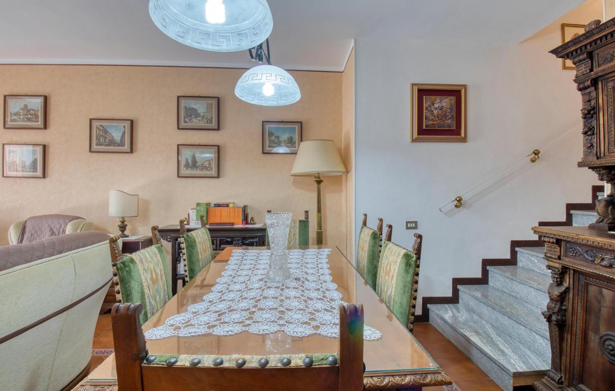 2 Bedroom Amazing In Holiday home *